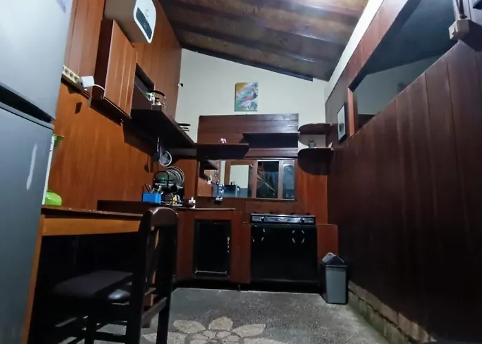Konukevi Caraka House Ubud